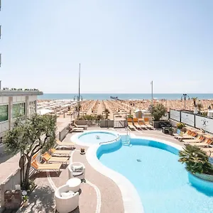 https://hotel-capri-lido-di-jesolo.hotelslidodijesolo.com